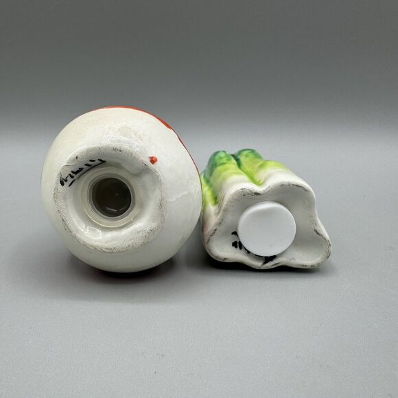 Italy Asparagus & Beet Radish Salt & Pepper Shakers Ceramic Vintage Italian - Picture 10 of 10